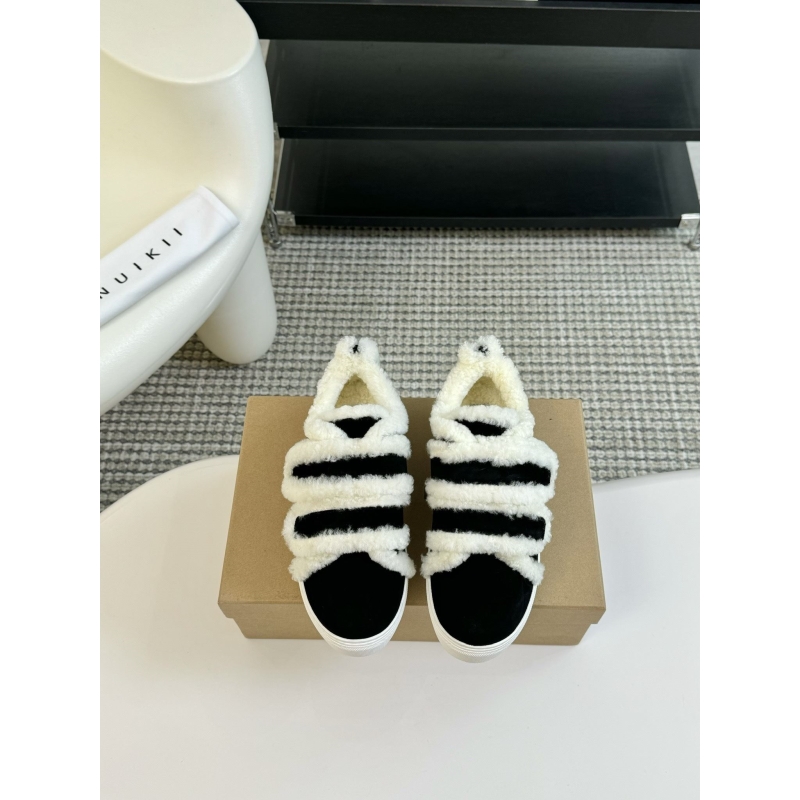 Other Slippers